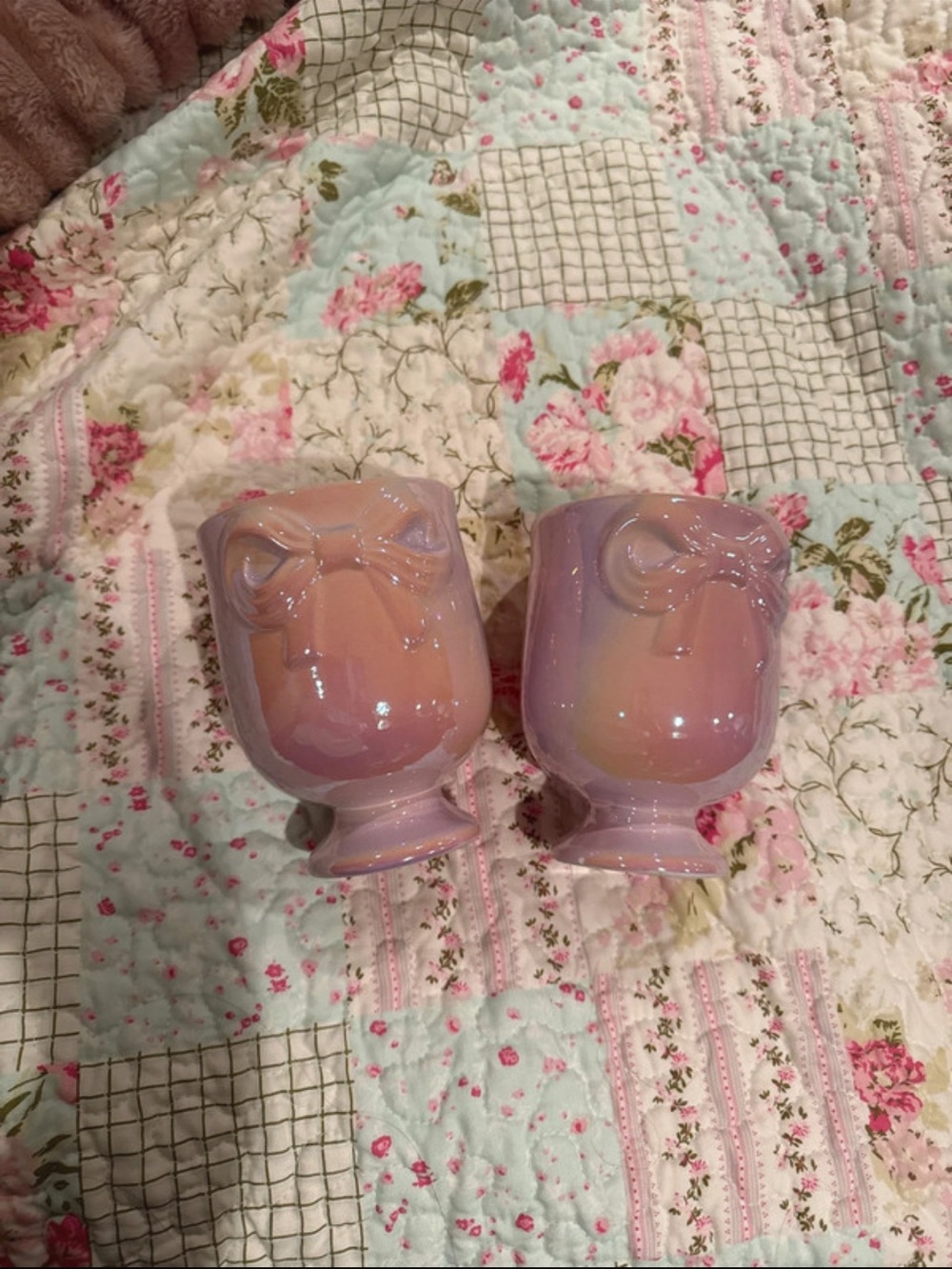 Iridescent Pink Ceramic Bow Accent Vases (Set of 2)